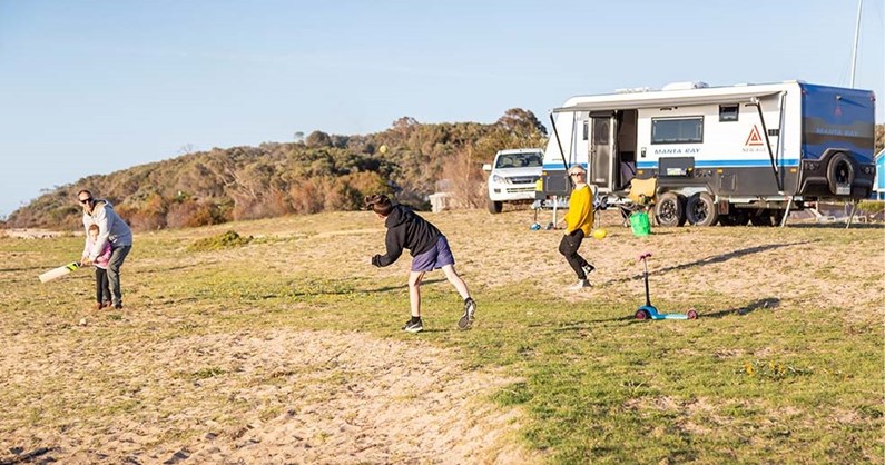 A buyer’s guide to family friendly caravans feature image