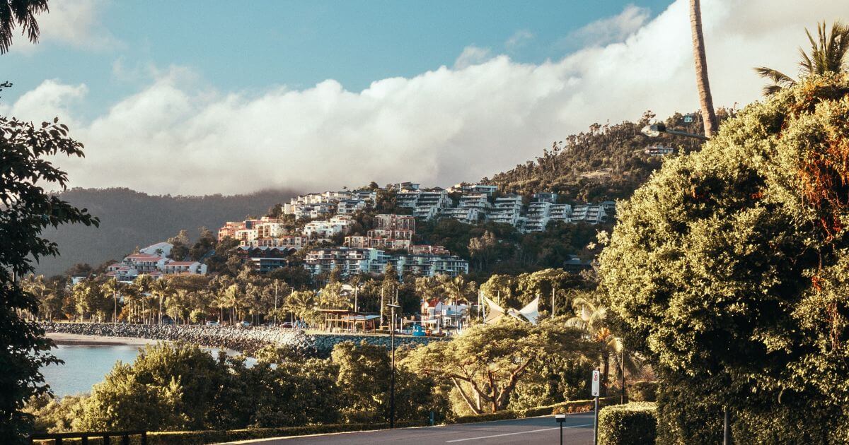 City view of Airlie Beach