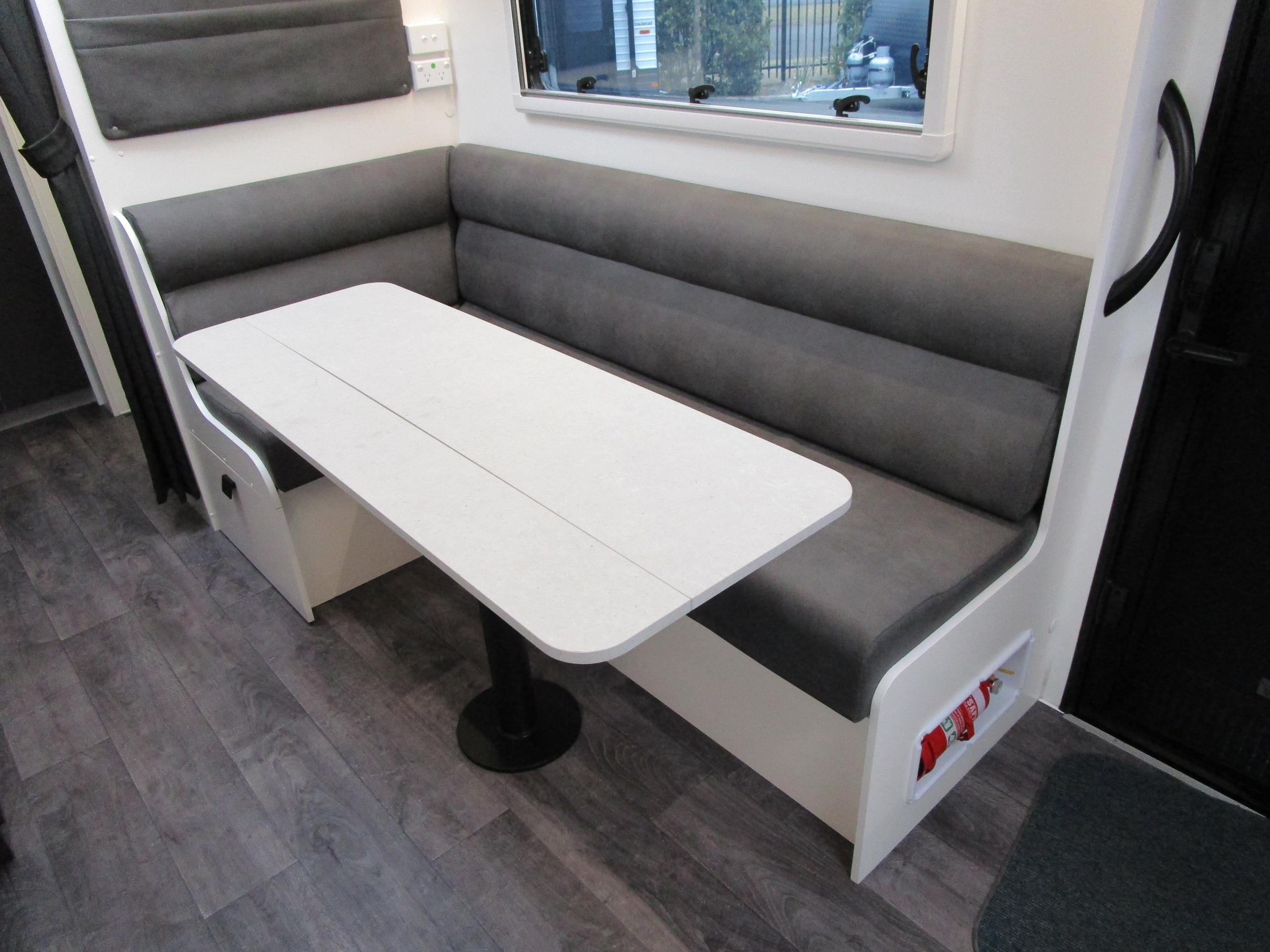 New Age Road Owl - RO21BE Family Van - Gallery image thumbnail 26