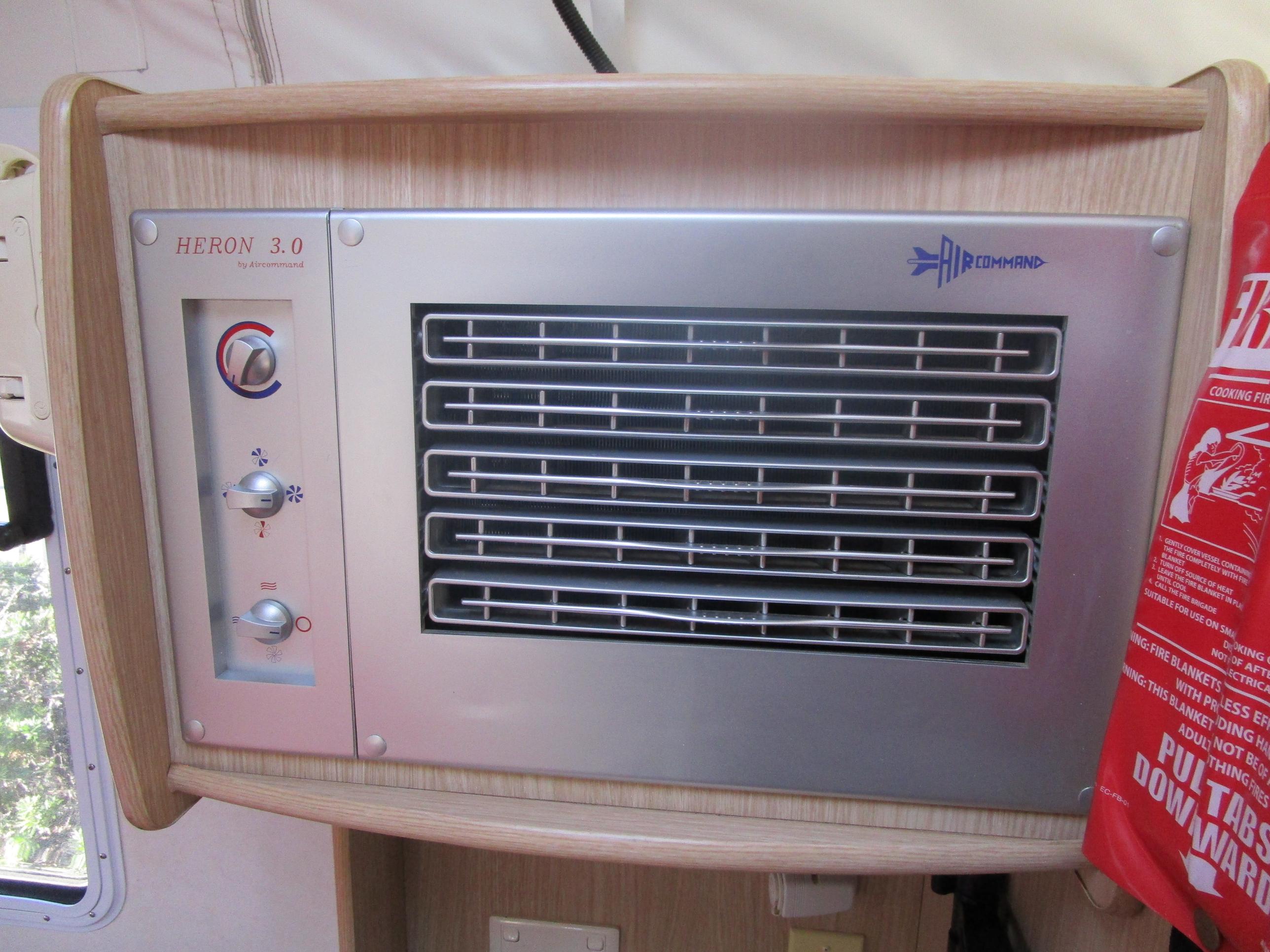Jayco Discovery - Gallery image thumbnail 12