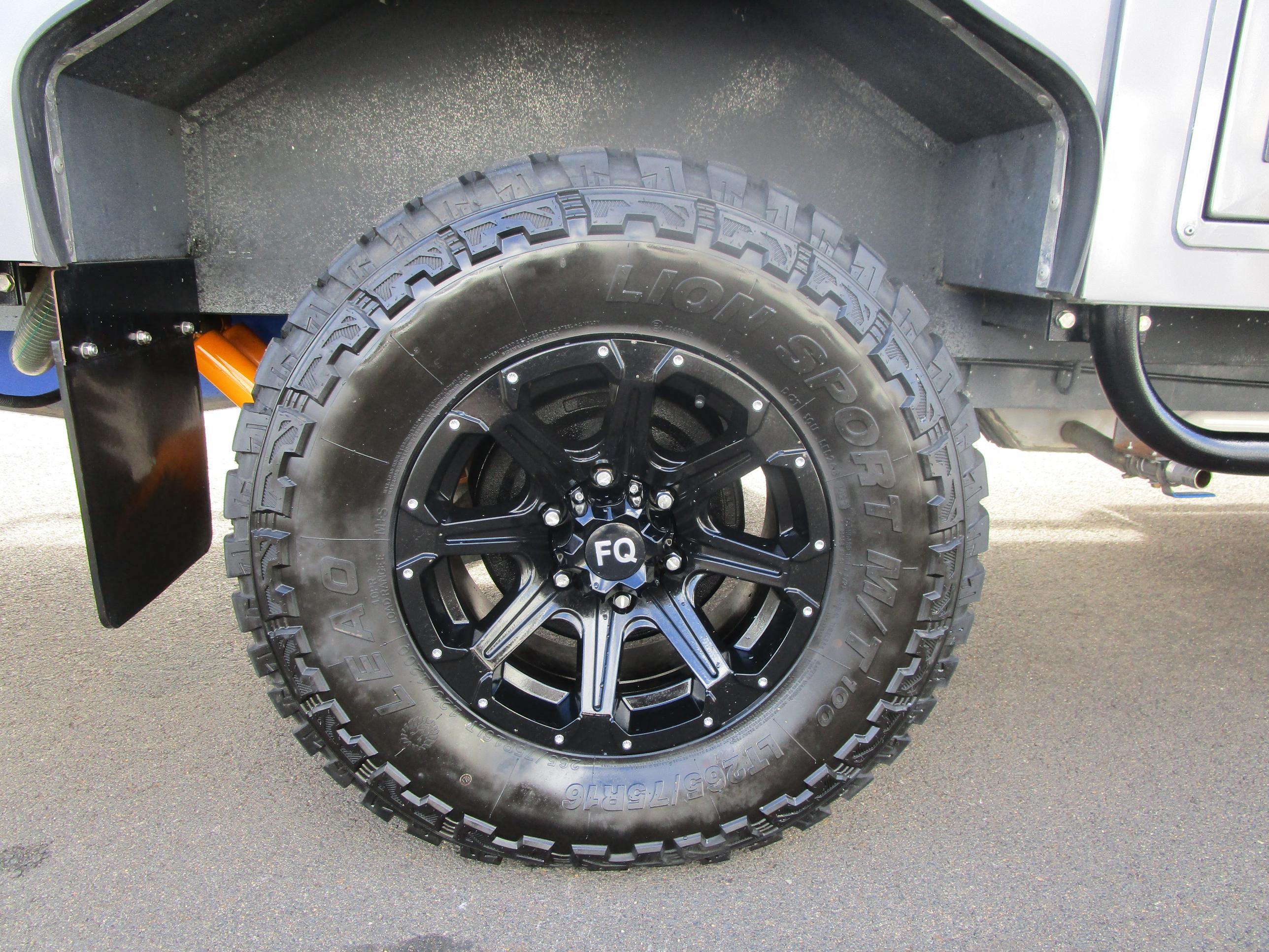 Guardian SUV Navigator - Gallery image thumbnail 7