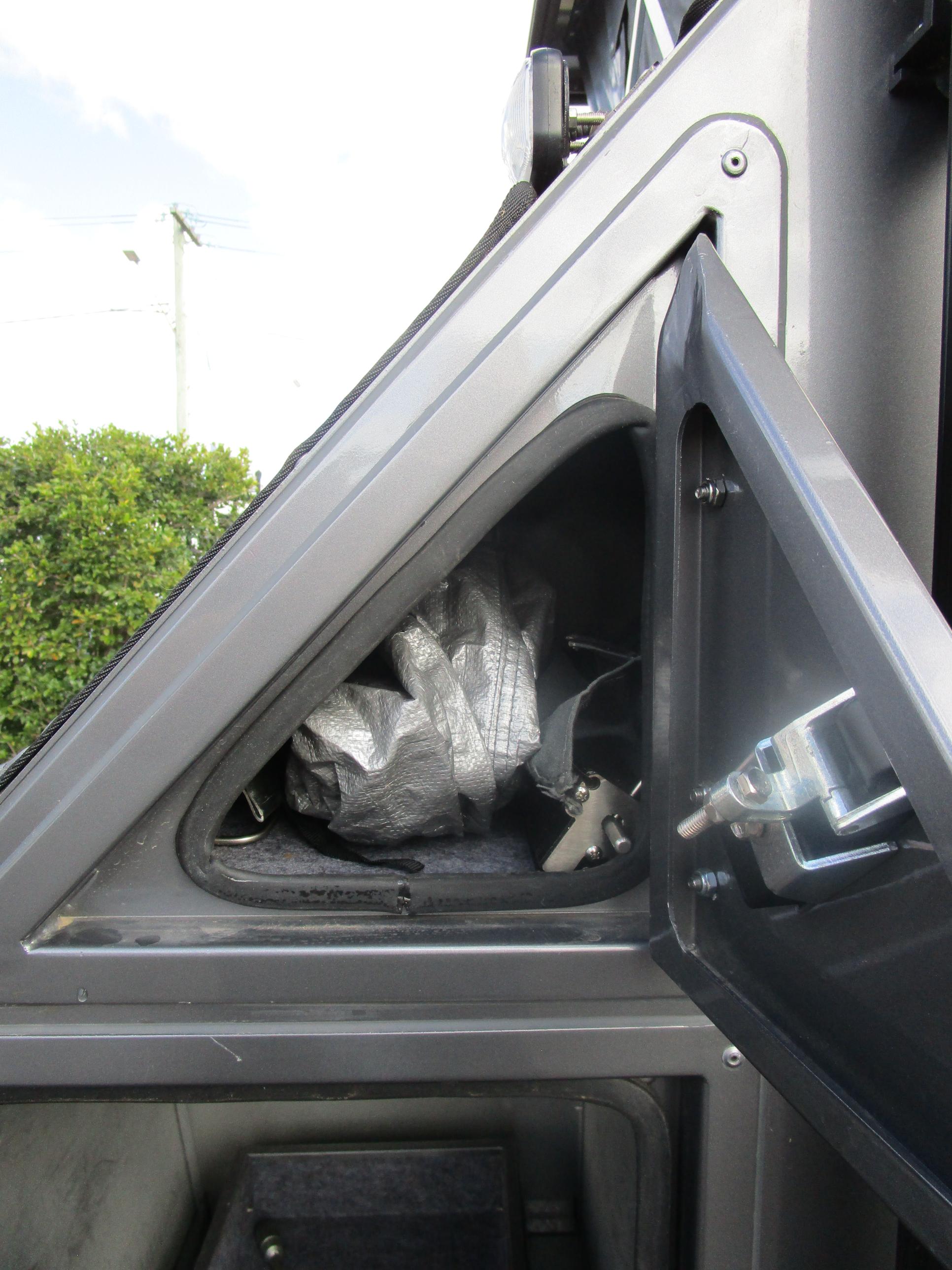 Guardian SUV Navigator - Gallery image thumbnail 15