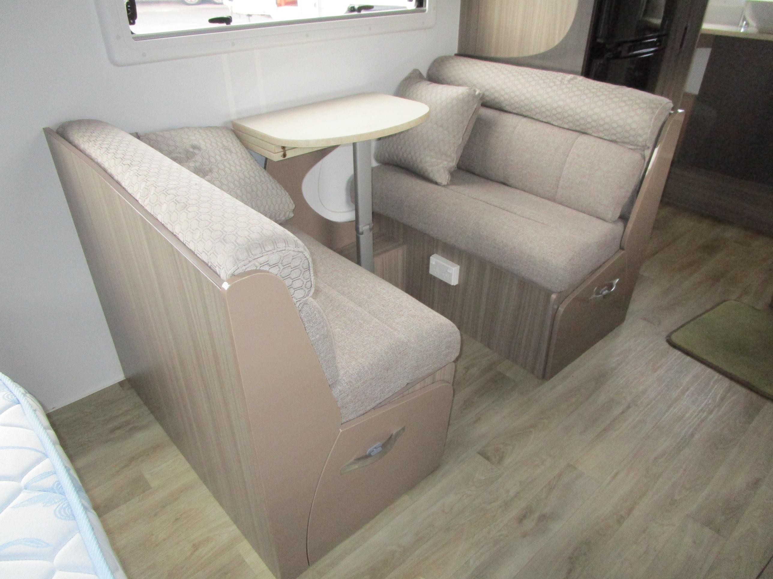 Avan Aspire 555 - Gallery image thumbnail 16