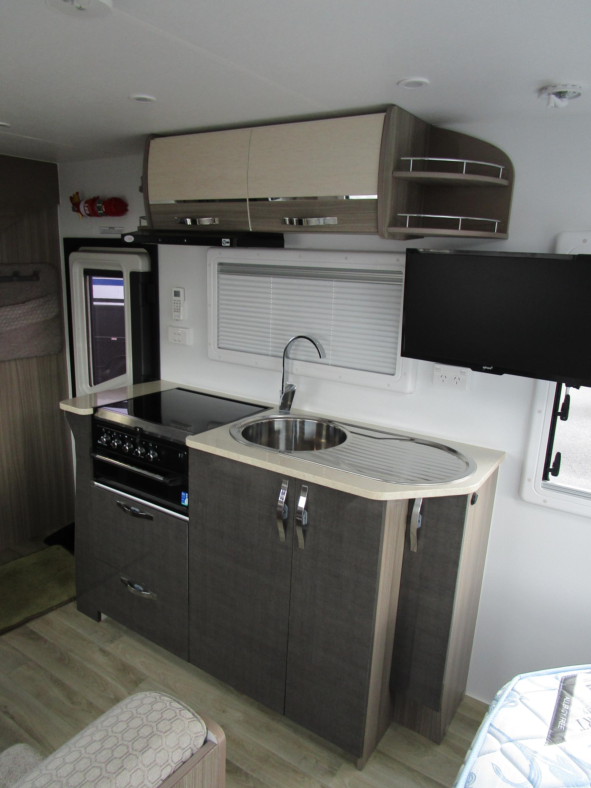 Avan Aspire 555 - Gallery image thumbnail 18