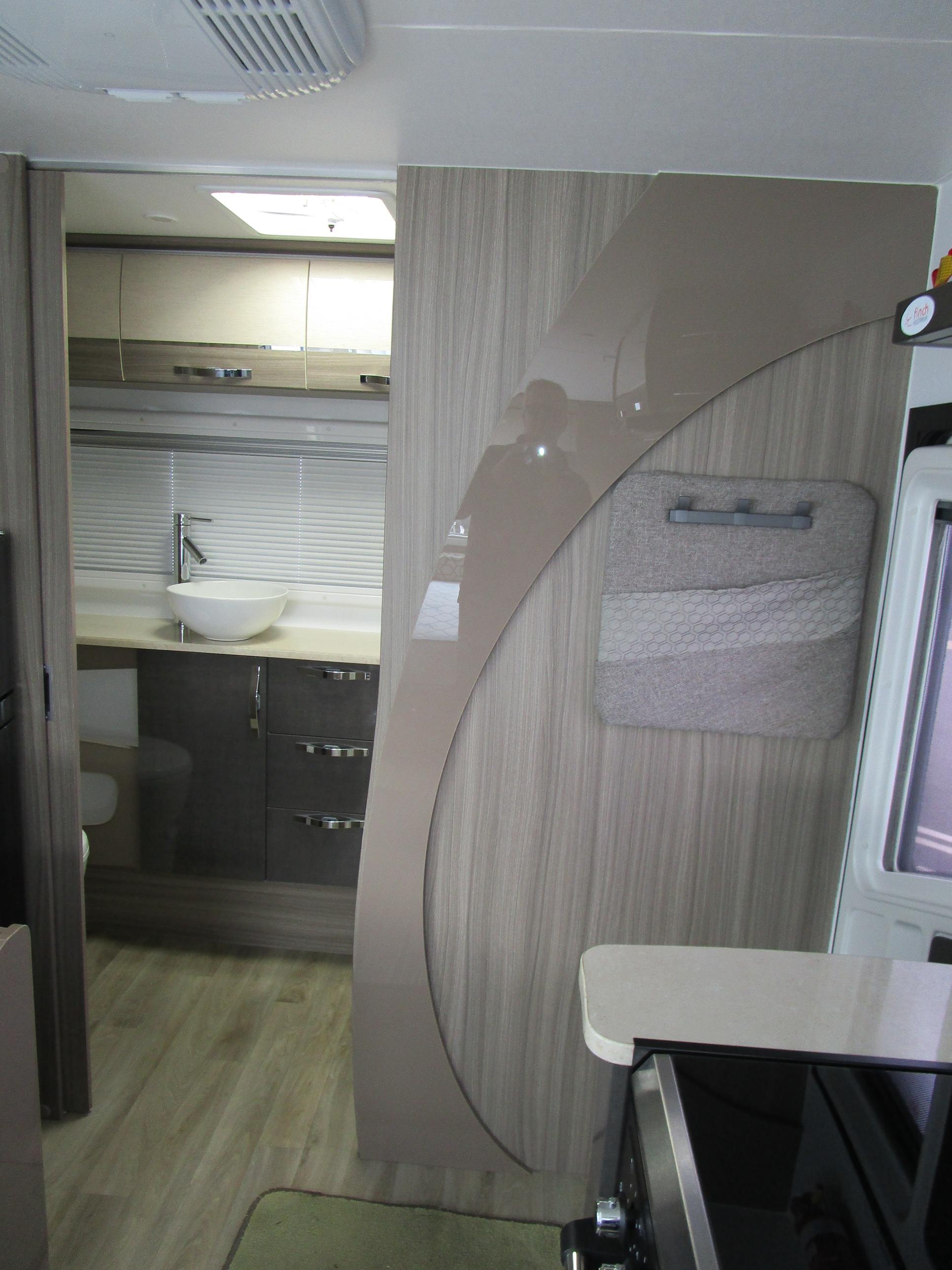 Avan Aspire 555 - Gallery image thumbnail 24