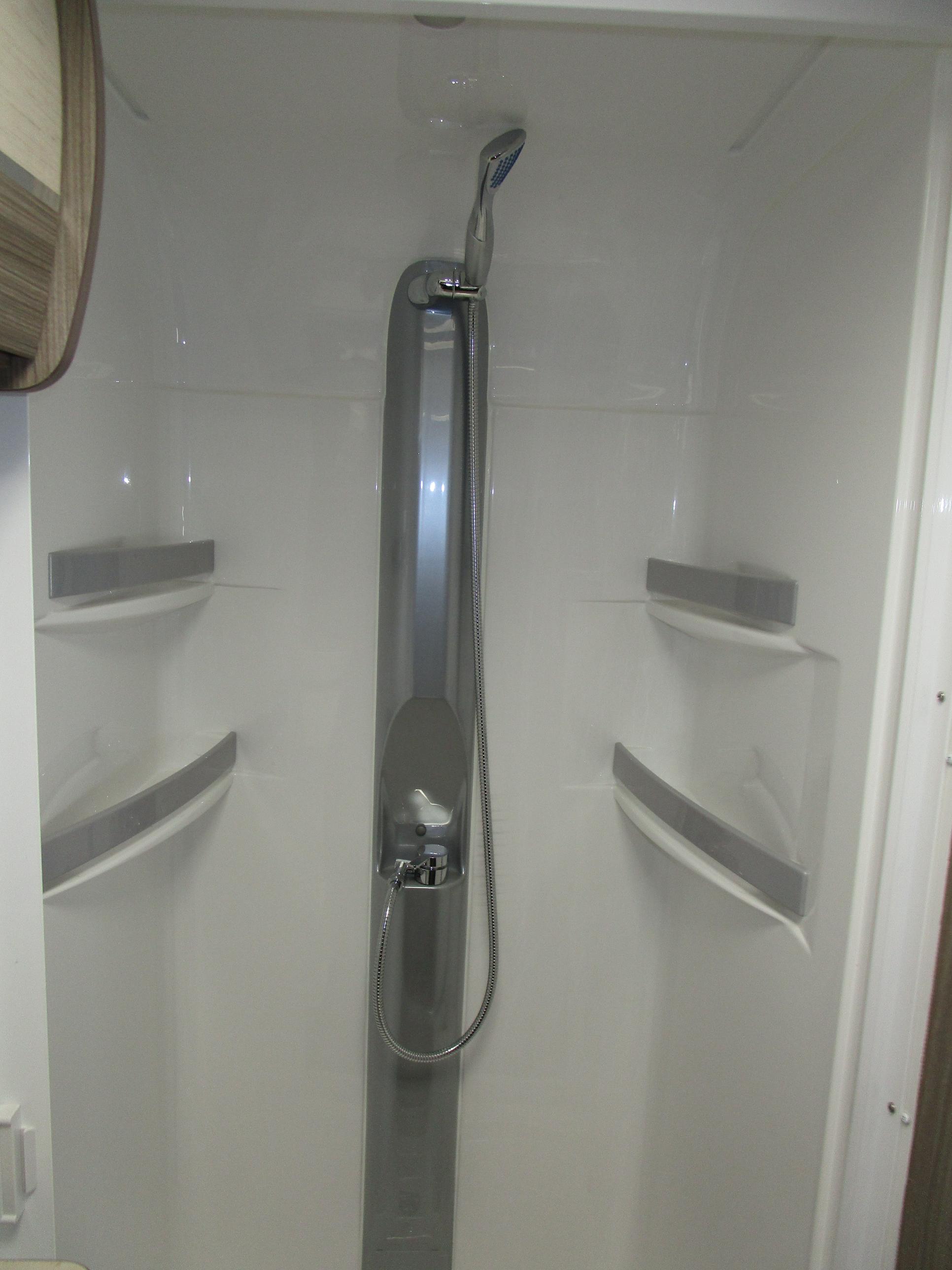 Avan Aspire 555 - Gallery image thumbnail 27