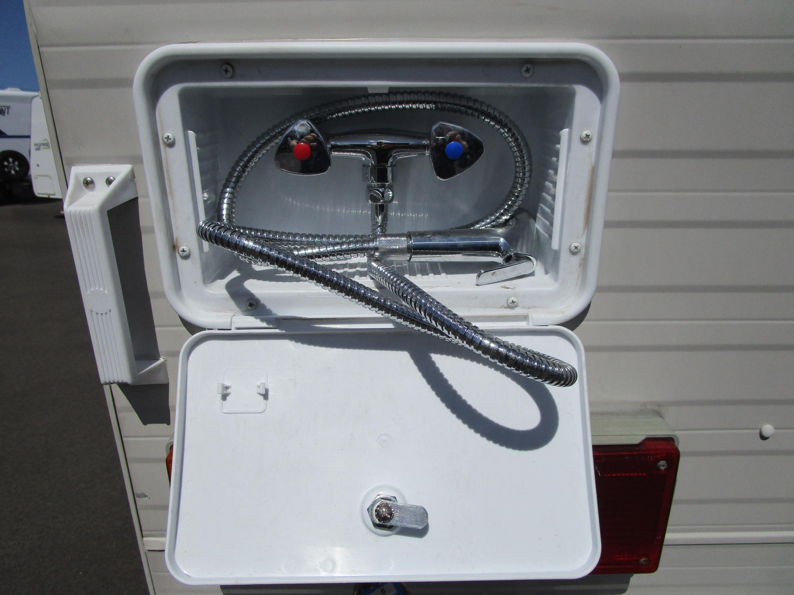 Coromal Excel 526 Family Van - Gallery image thumbnail 8