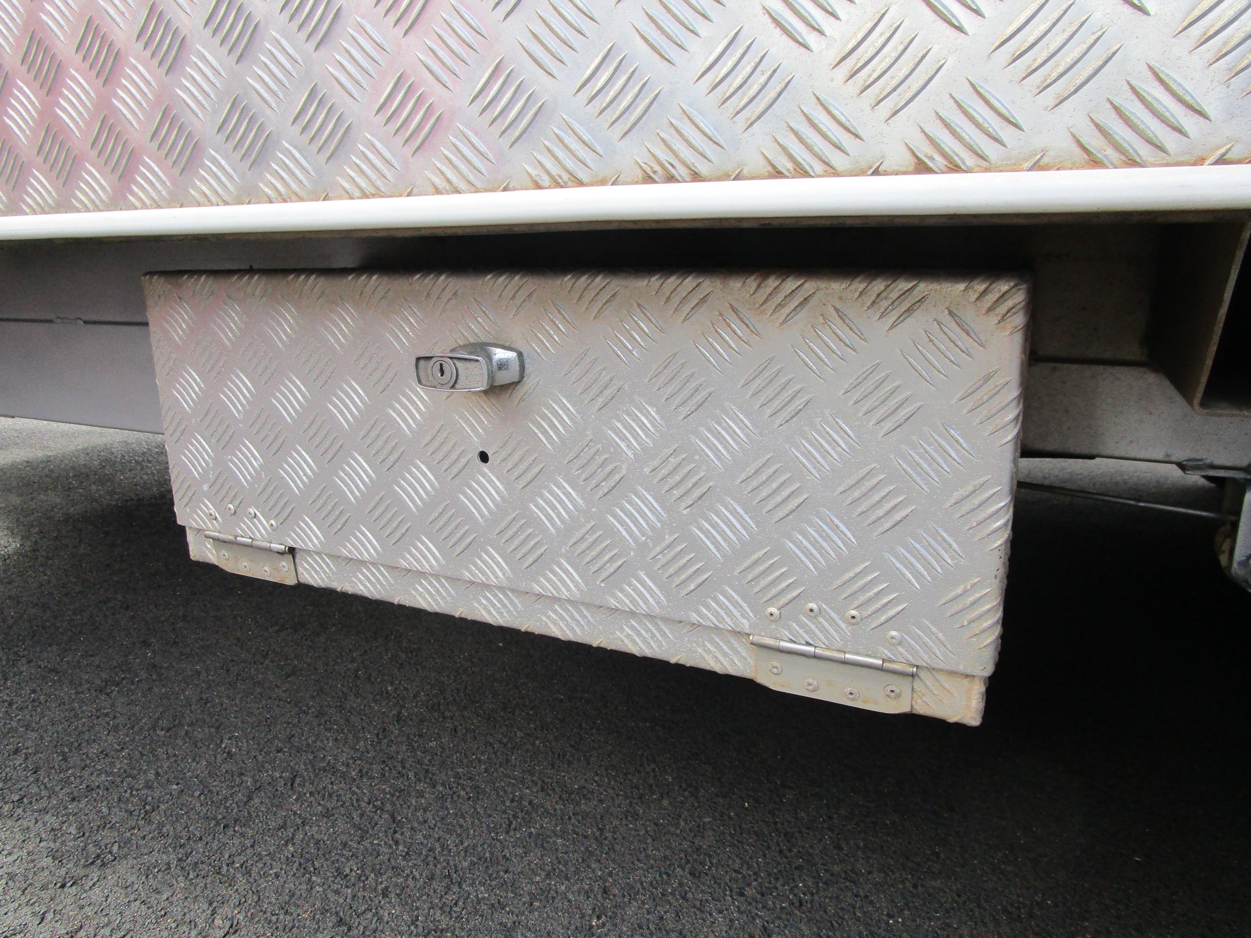 Option RV Legend Tourer - Gallery image thumbnail 11