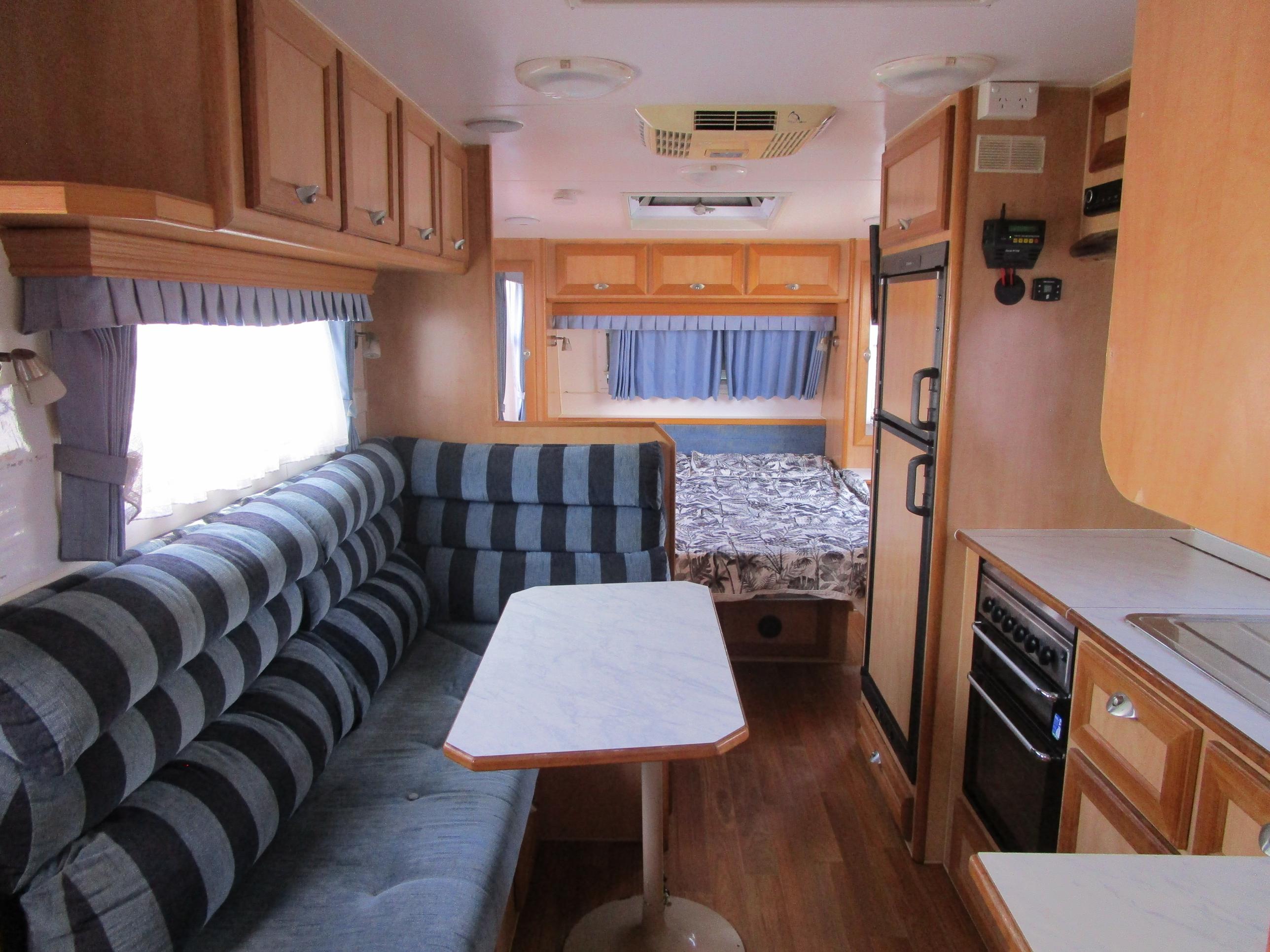 Option RV Legend Tourer - Gallery image thumbnail 17